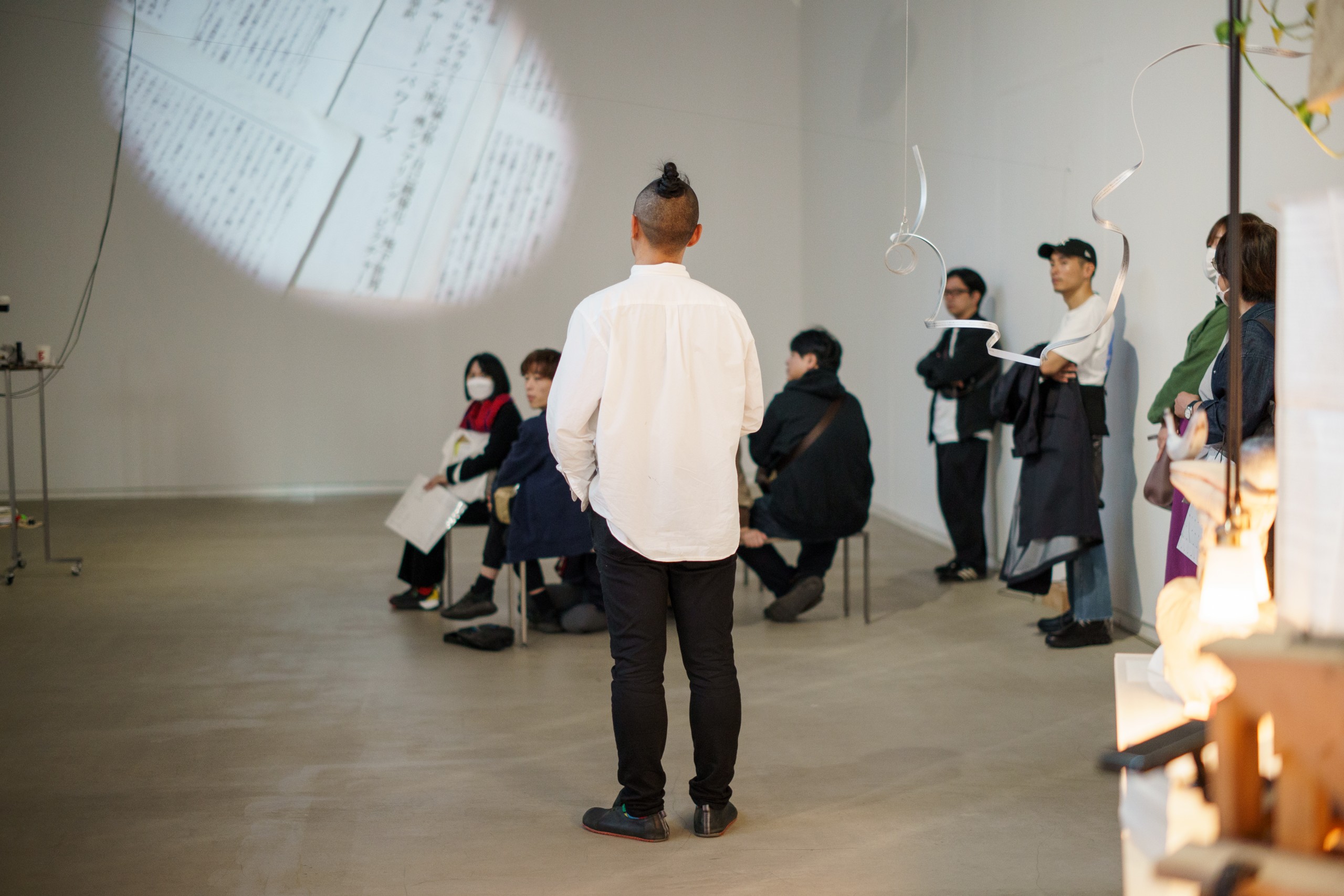 雨宮庸介個展「雨宮宮雨と以」会場風景 雨宮庸介トークイベント "For The Swan Song A"