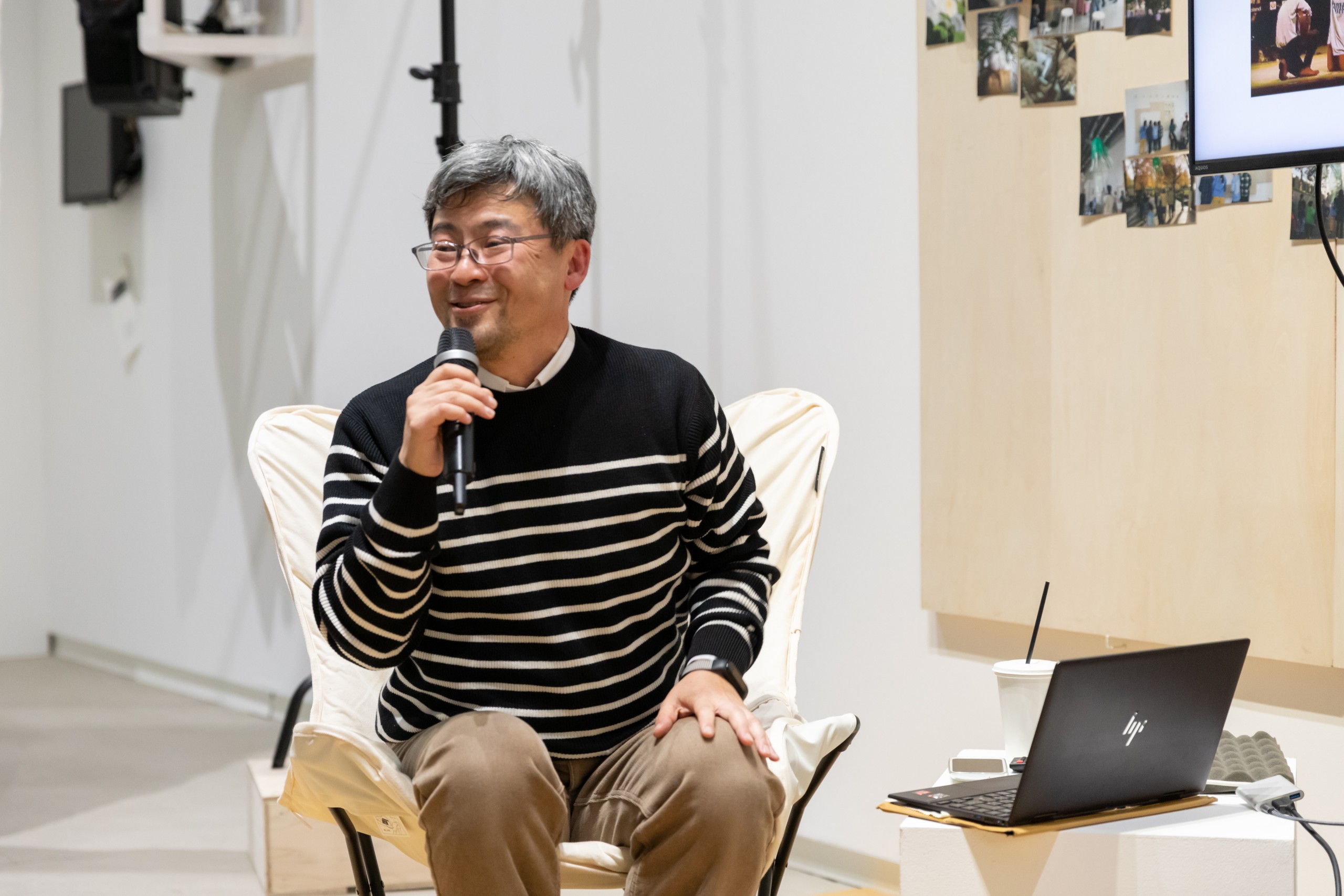 「バグスクール：うごかしてみる！」関連トークイベント風景　山中俊広