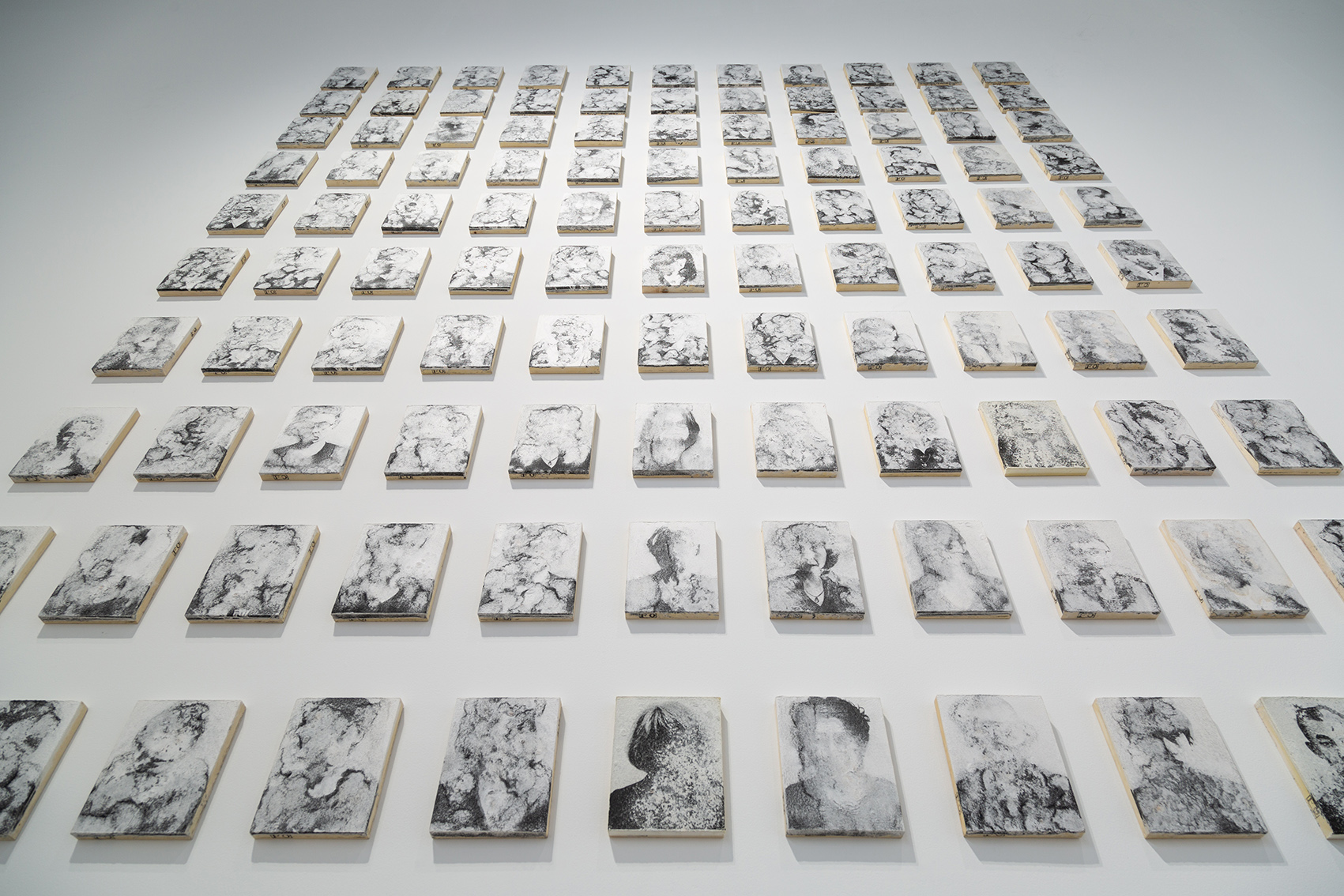 (42) 千賀健史個展「まず、自分でやってみる。」: "132 Monuments"