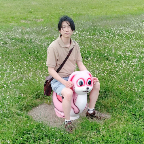岩瀬 海／Umi IWASE