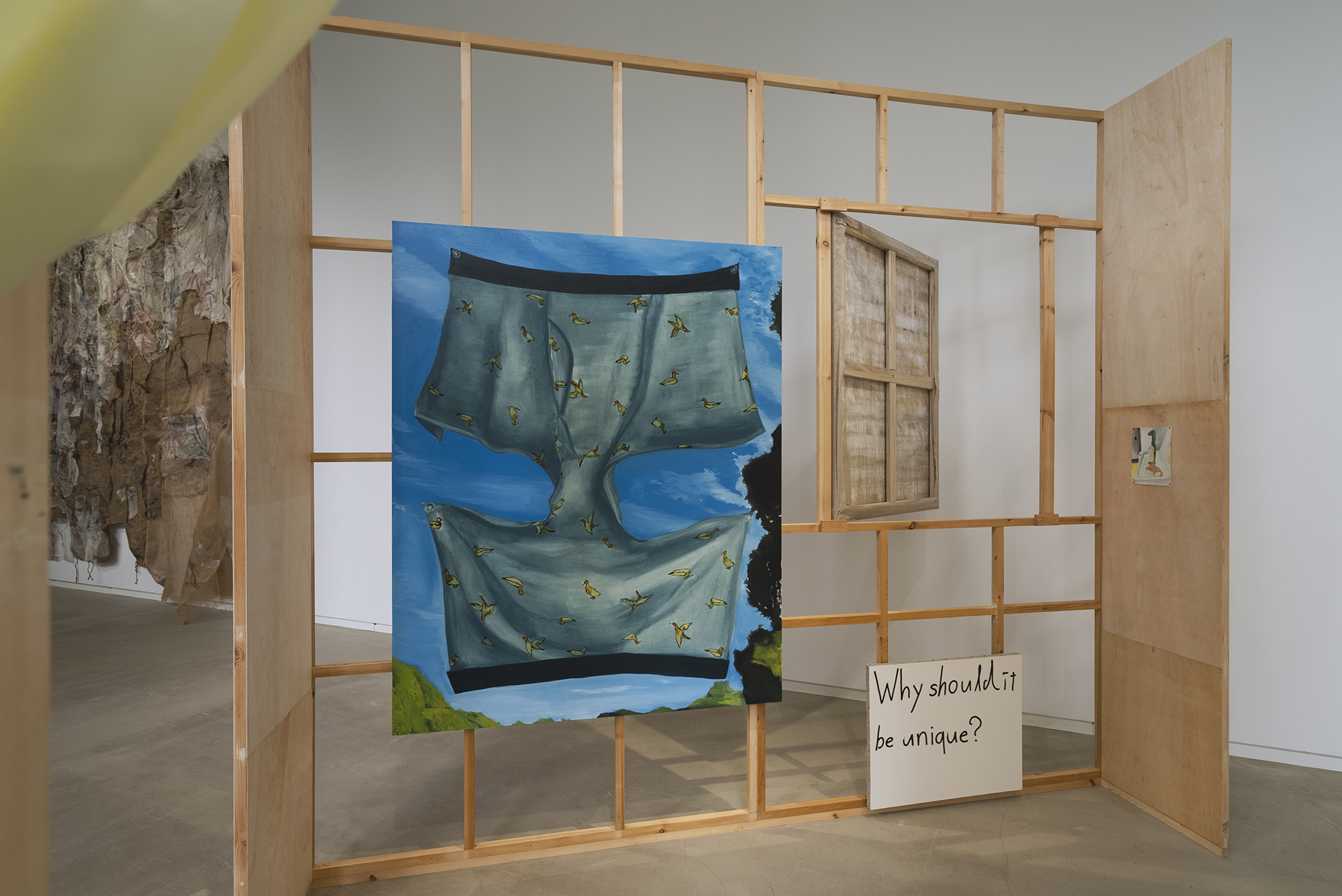 第2回バグ展 会場風景写真（矢野憩啓）
