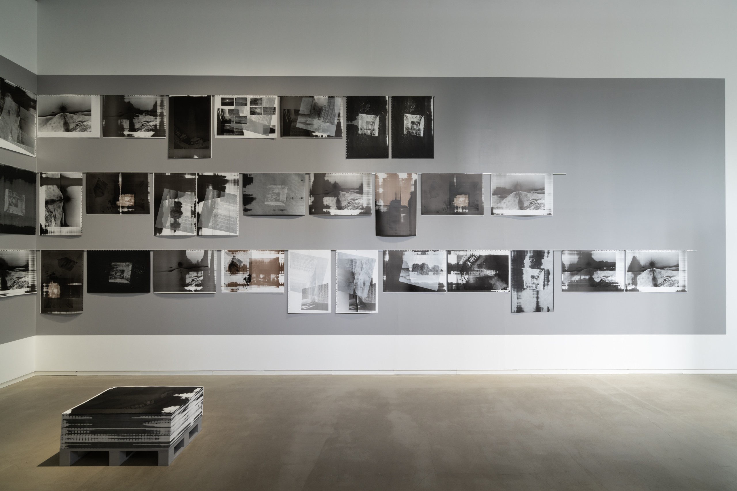 吉田志穂個展「印刷と幽霊」展示風景