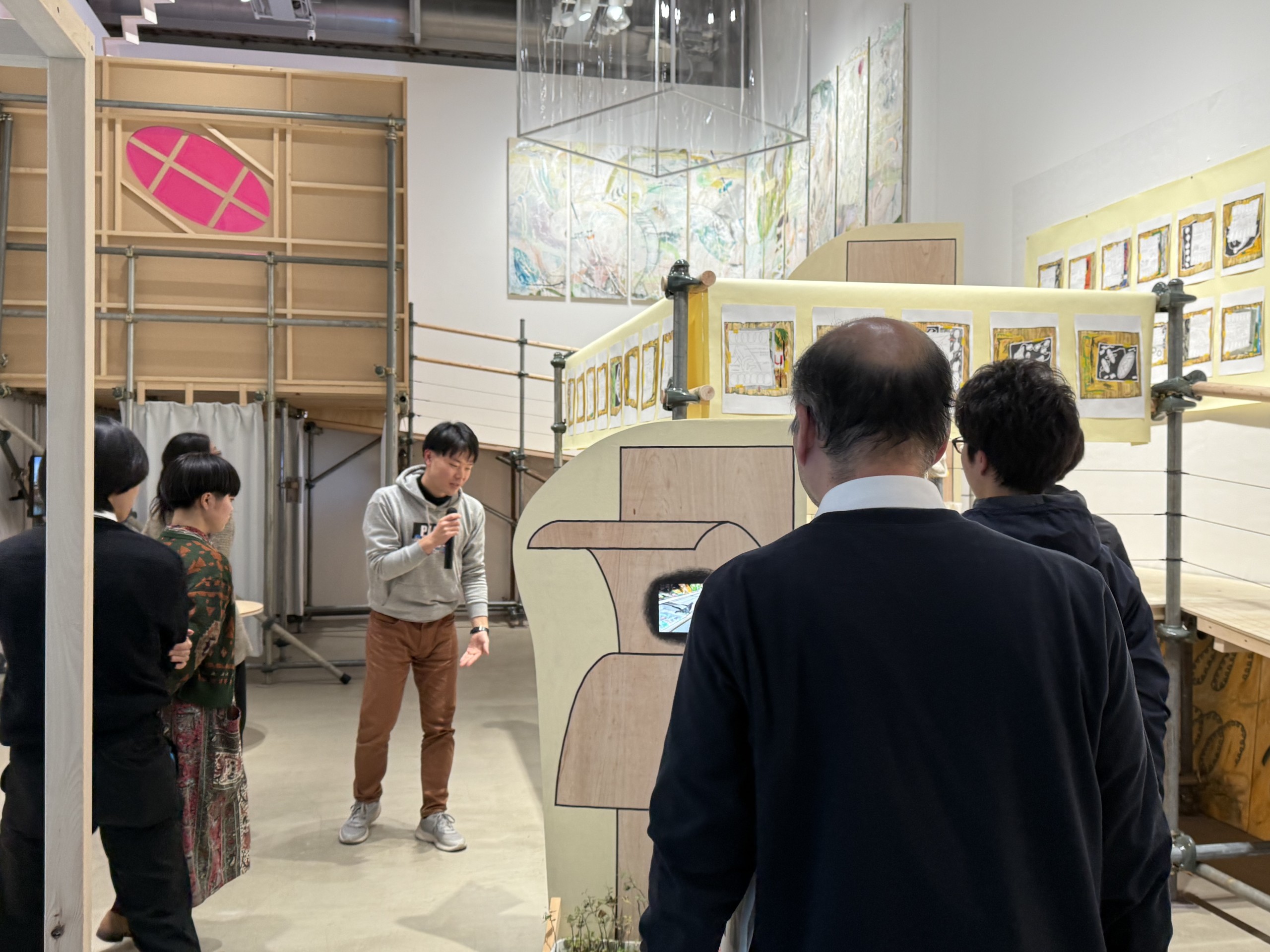 【バグスクール2024 関連プログラム】「都市の中のオレ、オレの中の野性」参加型プログラム風景