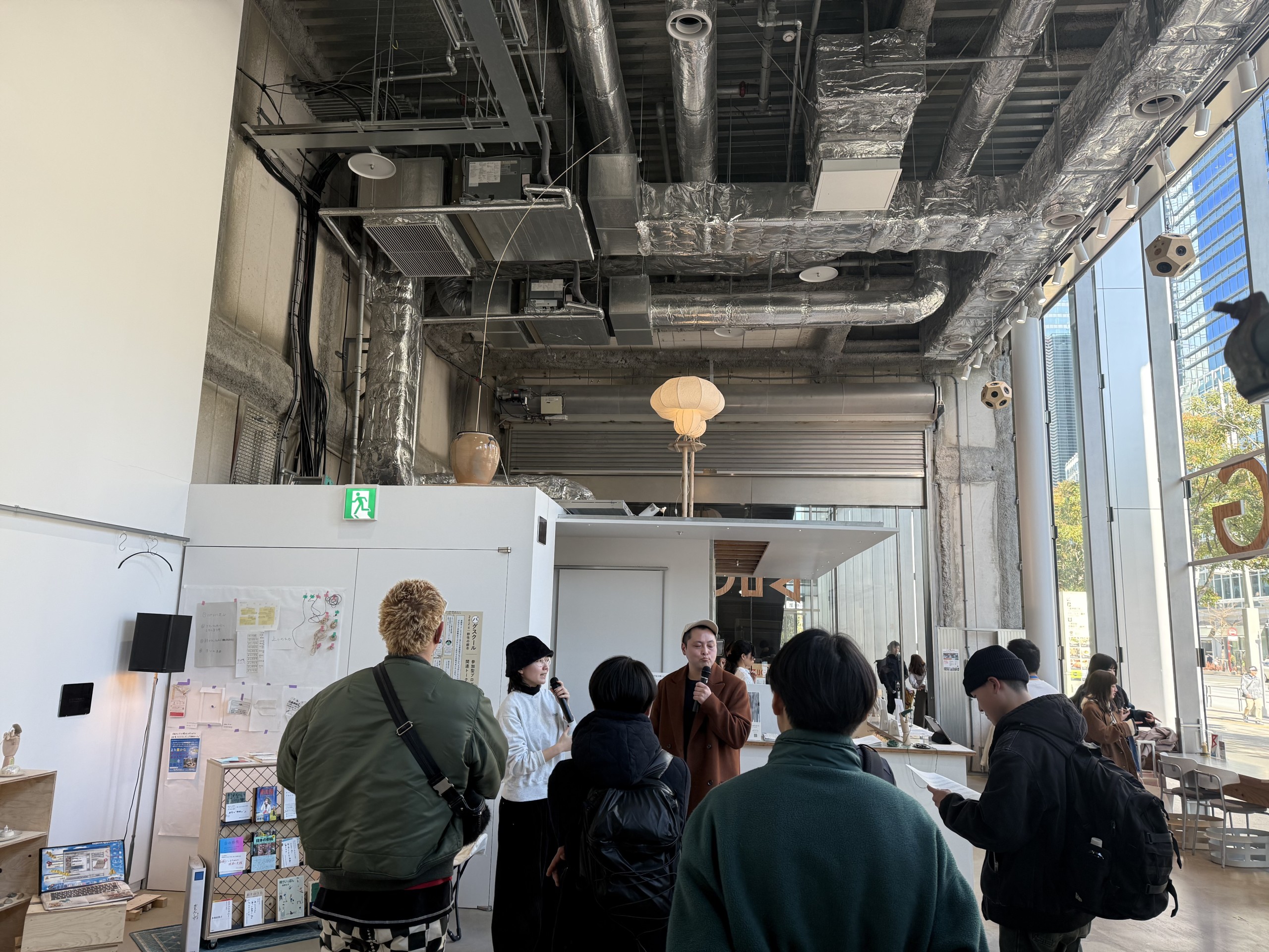 トモ都市美術館「東京駅から可能な限り本社を巡ってみる」ワークショップ風景