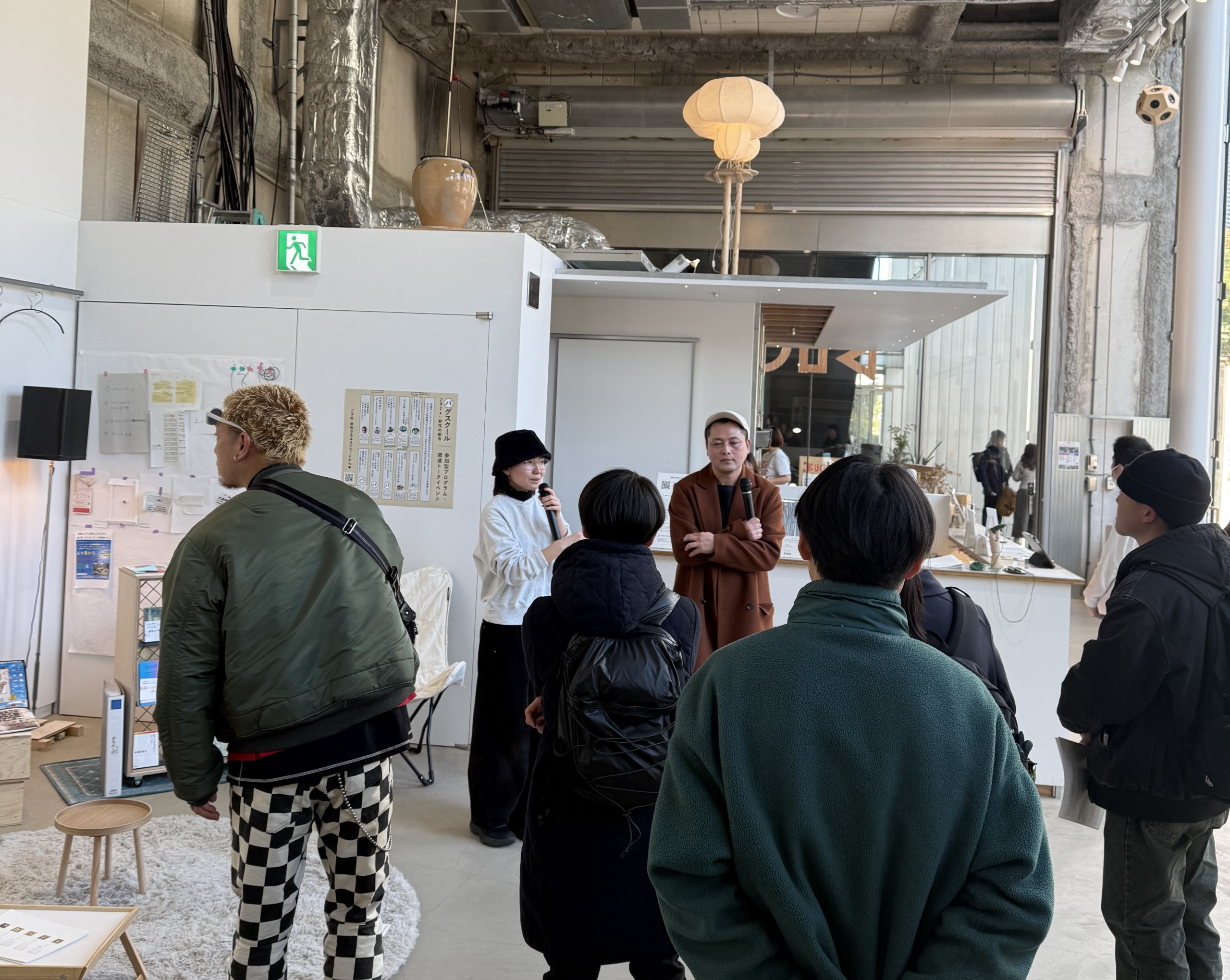 トモ都市美術館「東京駅から可能な限り本社を巡ってみる」ワークショップ風景