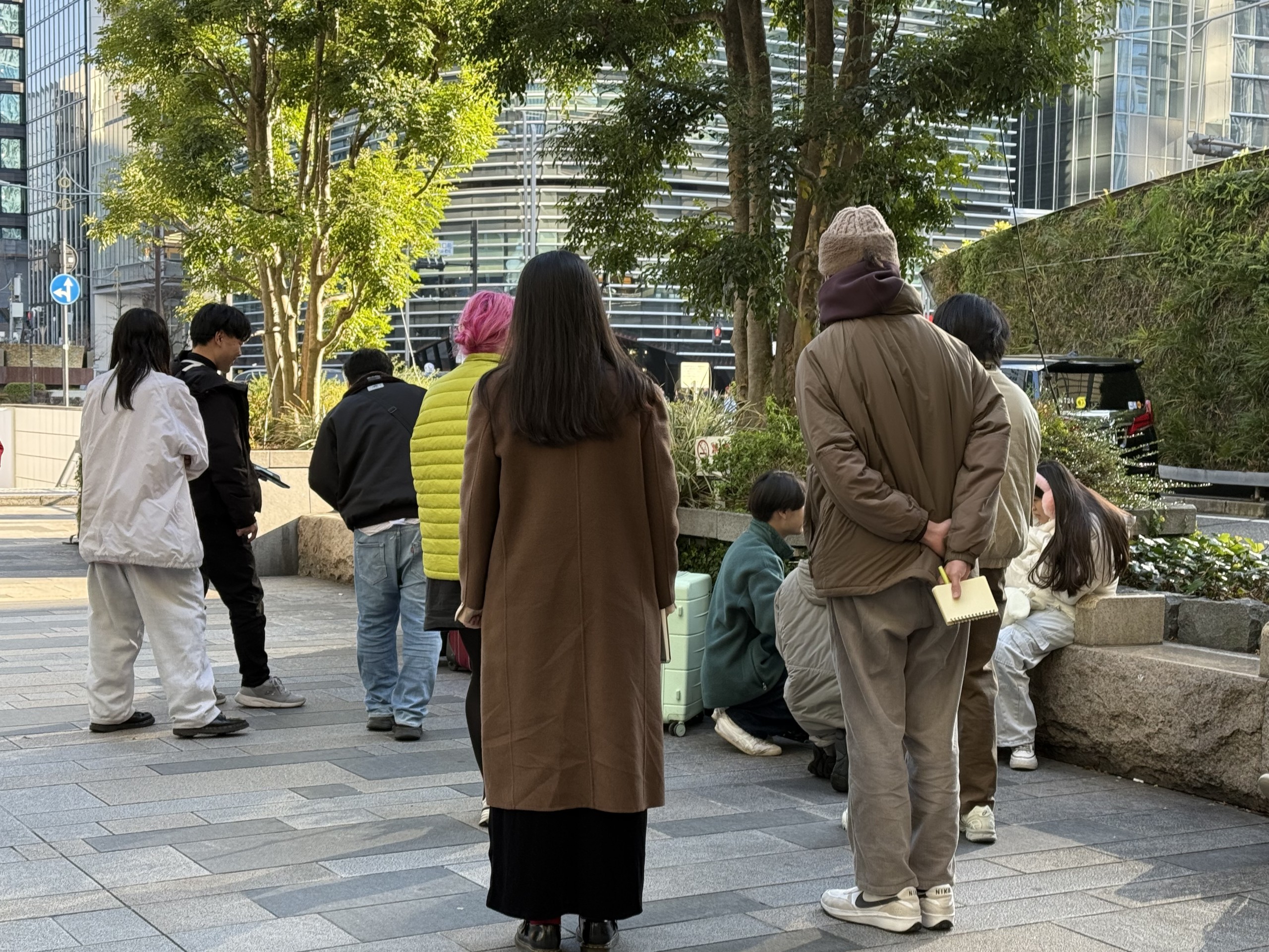 ちぇんしげ「記述の会・第⼆回【遠⽅のラインをなぞる＠BUG】」ワークショップ風景